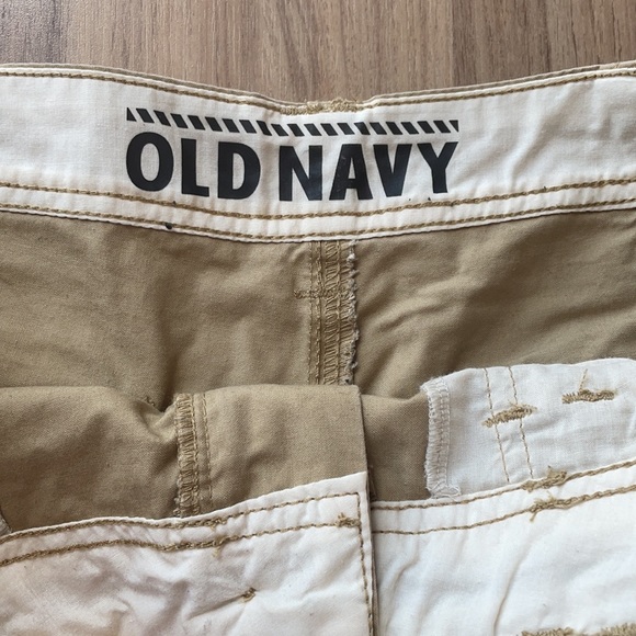 Old Navy Cargo Shorts - Picture 2 of 4